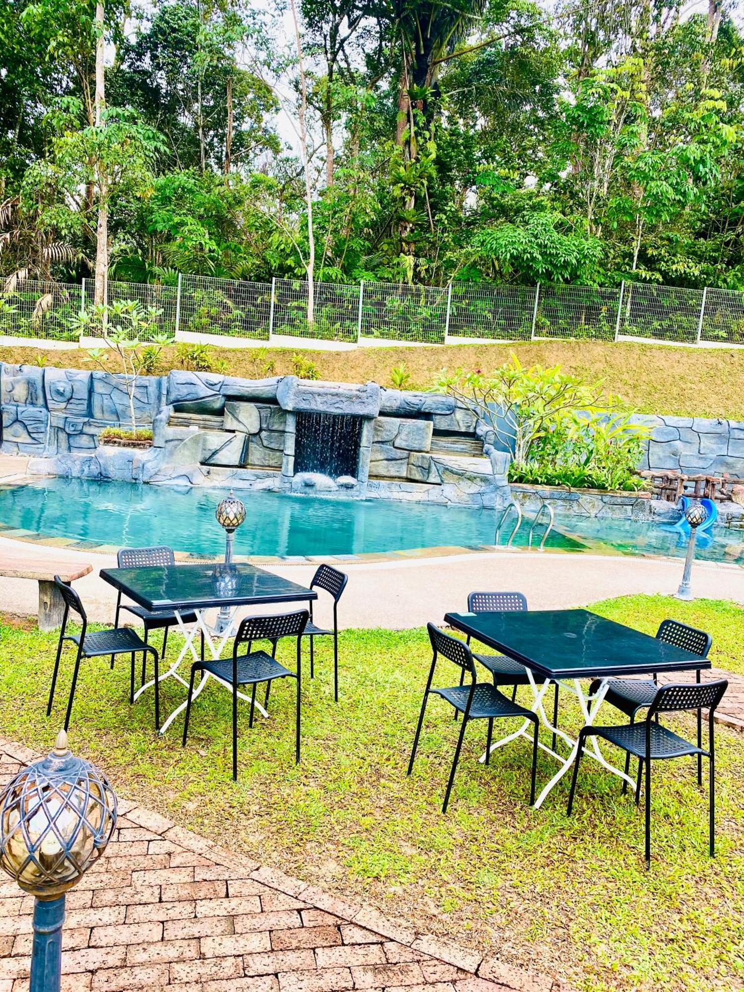 Soulmate Village Hulu Langat Exterior photo
