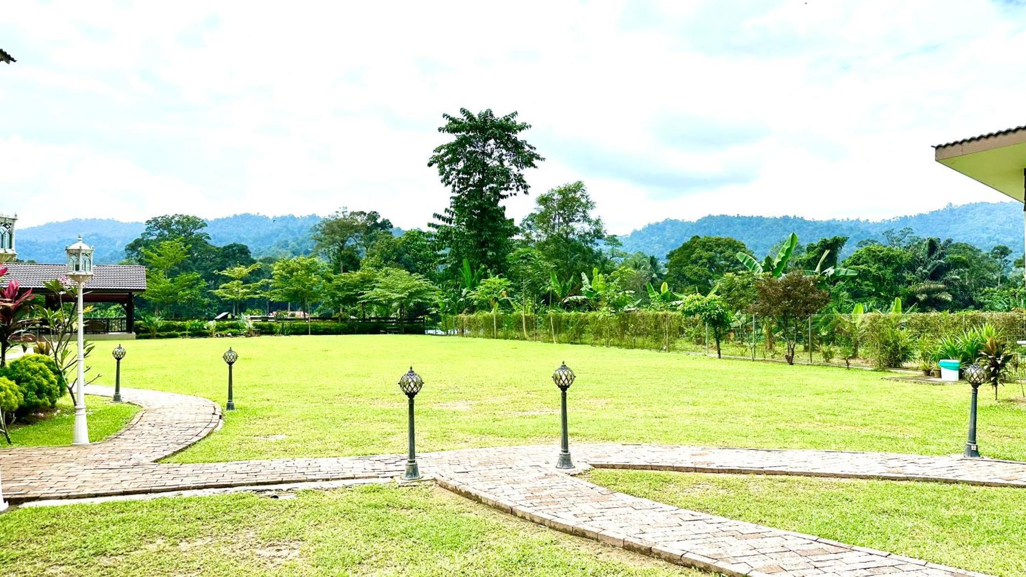 Soulmate Village Hulu Langat Exterior photo