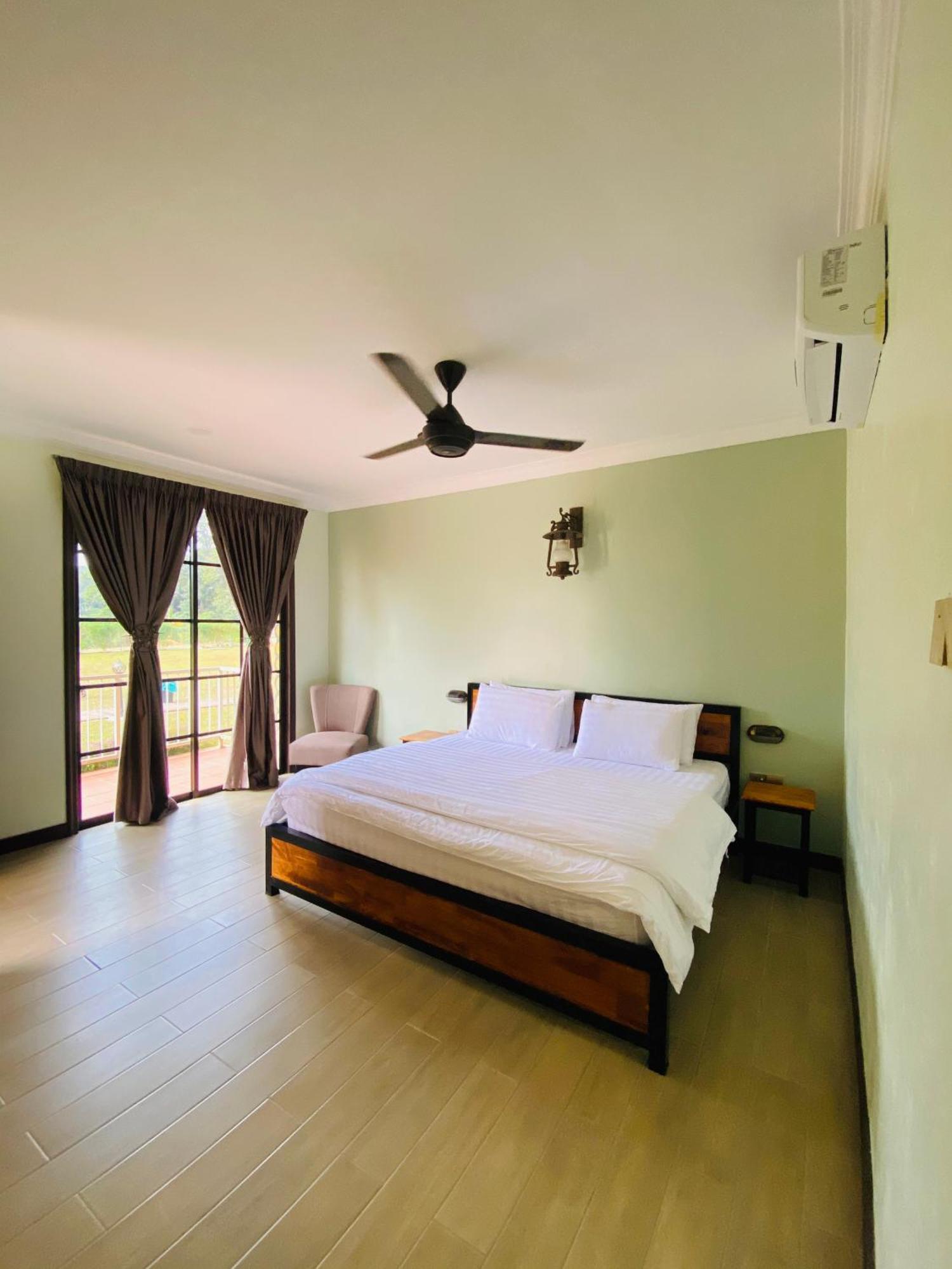 Soulmate Village Hulu Langat Exterior photo